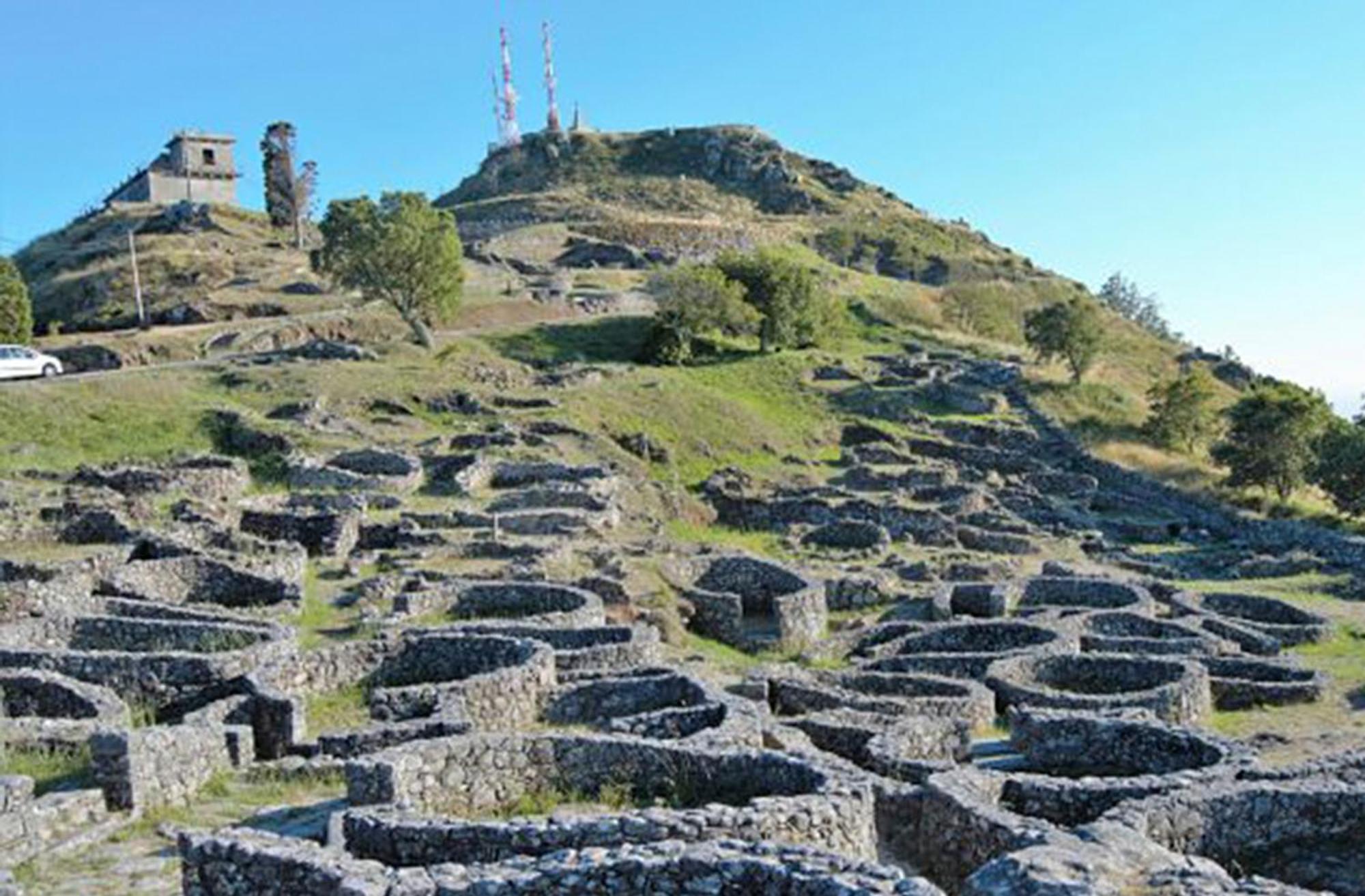A Las Faldas Del Tecla A Guarda Bagian luar foto